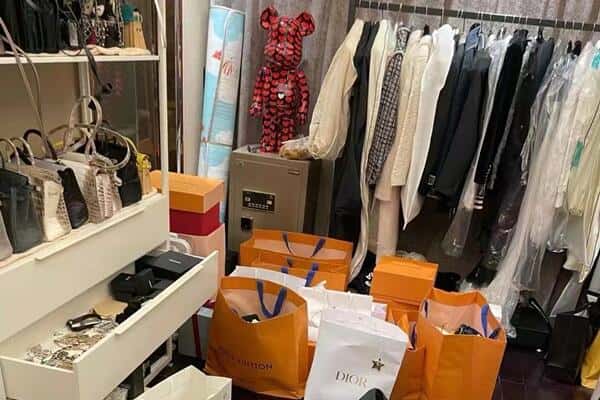 九江市湖口回收一线品牌衣服